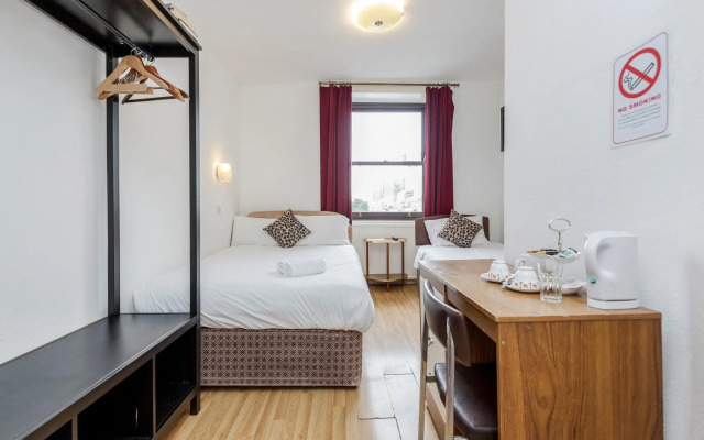 Russell Square Hotel