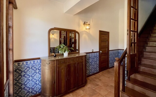 Villa Bouro - Stunning 4-bed Villa Near Geres