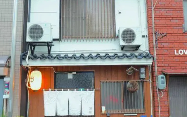 Maximum 7 people/4 minutes walk from station/Convenient transportation/wi-fi/Osaka travel