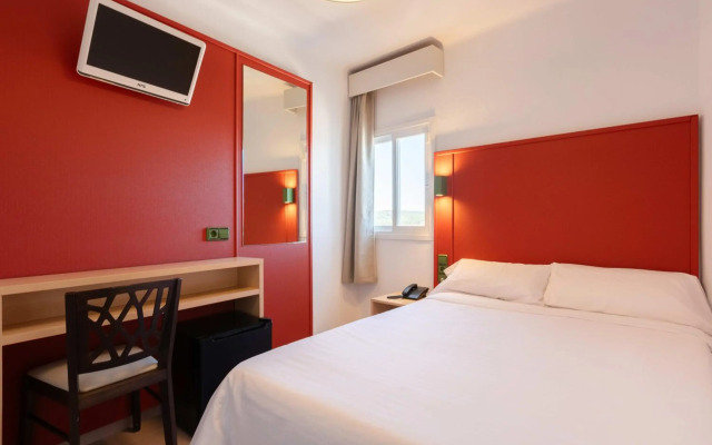 The Red Hotel by Ibiza Feeling - Adults only