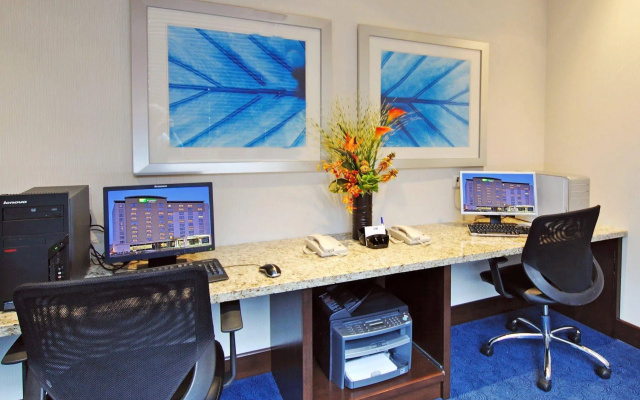 Holiday Inn Express Hotel & Suites Toronto - Markham by IHG