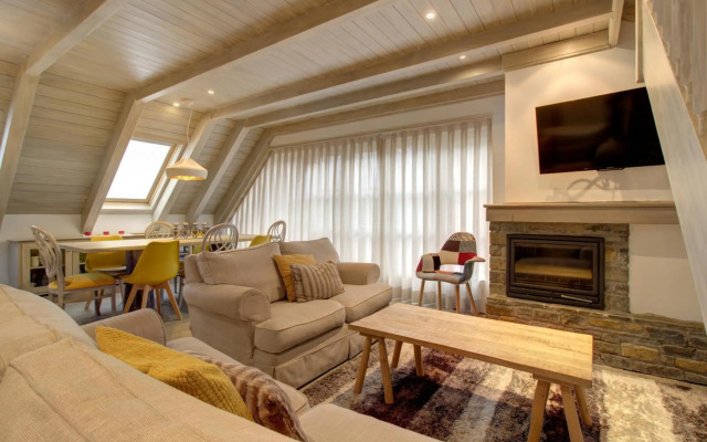 Varrados by Totiaran