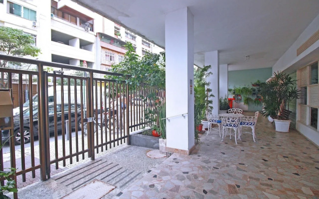 Studio Completo em Ipanema C063