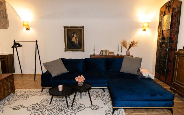 Opera apartments