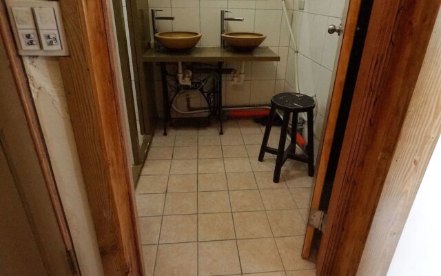 Tainan Train Sound - Adult Only