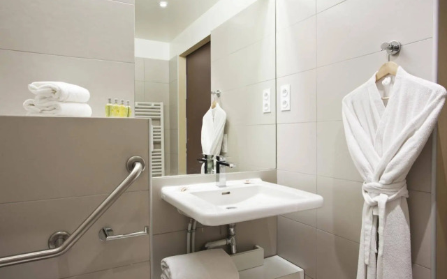 Golden Tulip Avignon Le Paradou