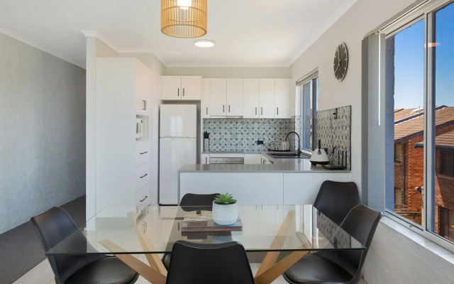 The Palms Apartments