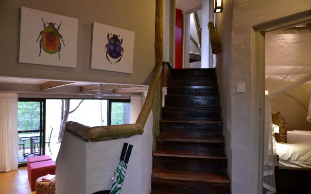 Victoria Falls Safari Suites