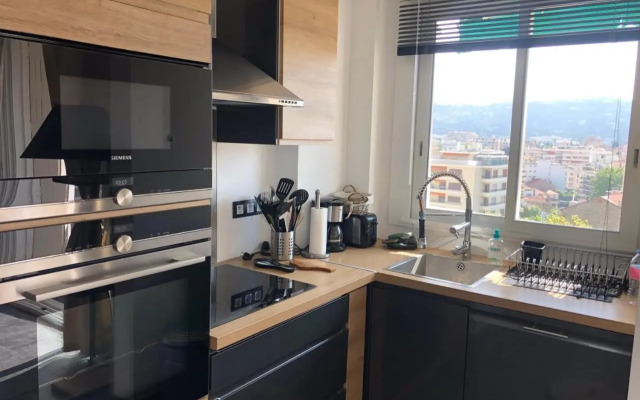 Cosy 42m With Balcony Nice View And Wifi