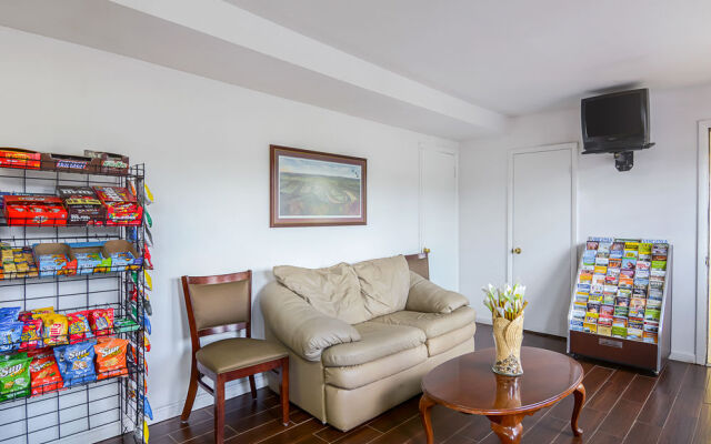 Econo Lodge Woodstock