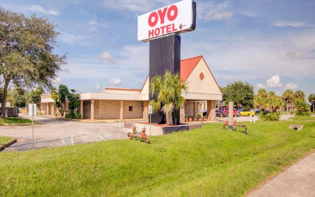 OYO Hotel Dundee By Crystal Lake