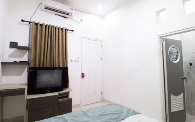 Reddoorz @ Mampang 7