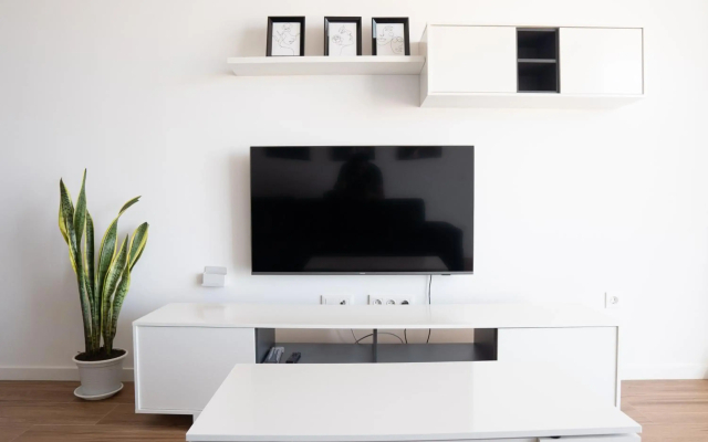 3 bdr aprt, best seaview, rooftop pool - LCGR