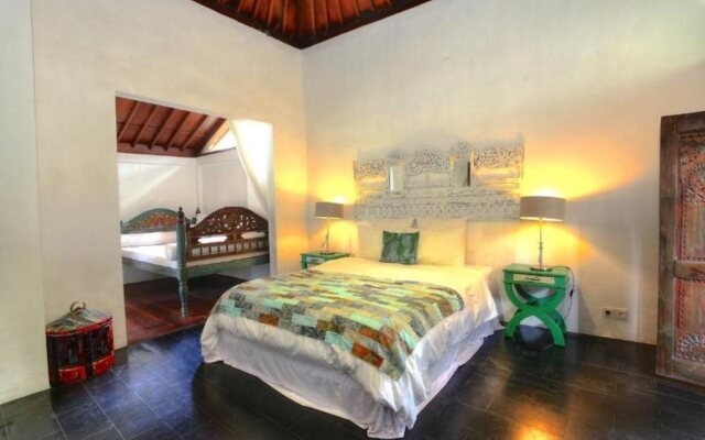 Villa Etnik Seminyak