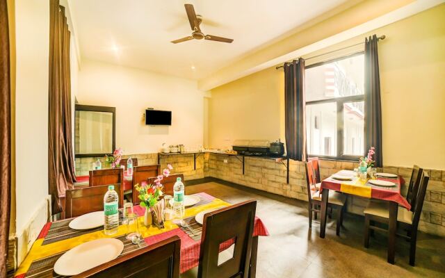 FabHotel Om Shivaay Inn