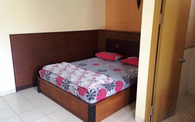 Candi View Hotel