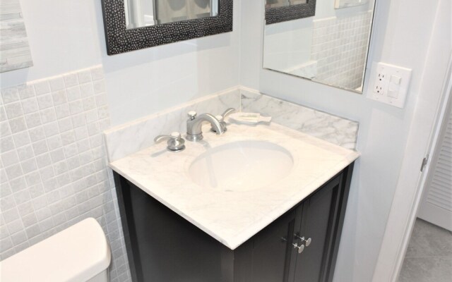 Jamaica Royale 205 - 2 Br Condo