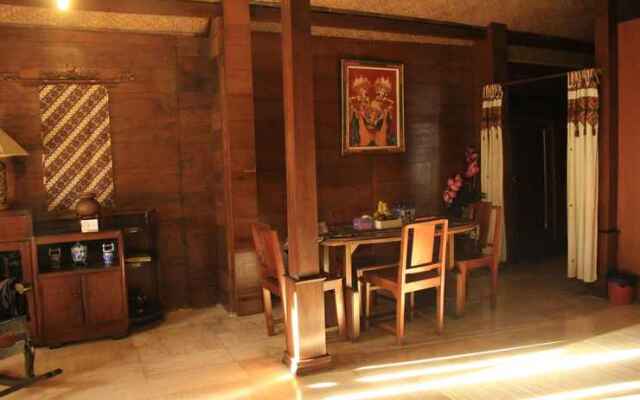 Omah Kayu Guesthouse Yogyakarta