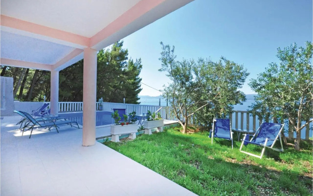 Apartment Mimice with Sea View 381