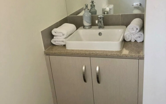 Apartment Stay Close to Surfers Paradise
