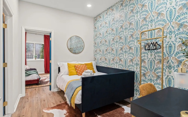 Stylish 1BR/2BA Near Liberty Bell