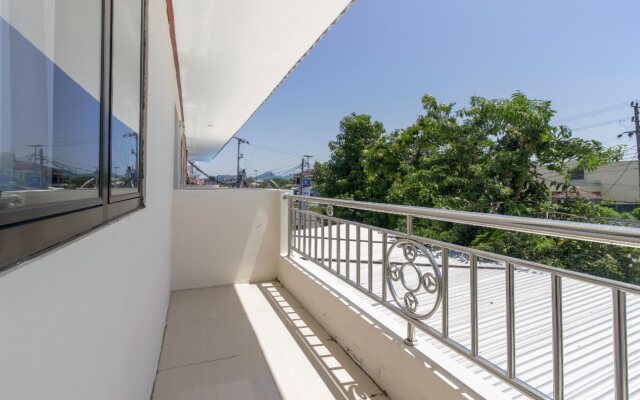 RedDoorz near Sam Ratulangi Airport