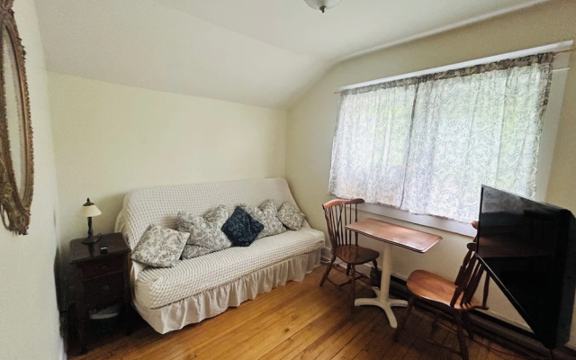 Auberge De Mon Petit Chum B&B