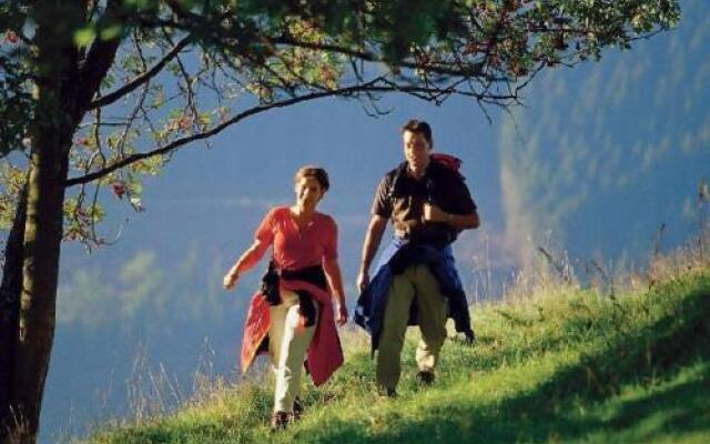 Schanzenstraße 15-R