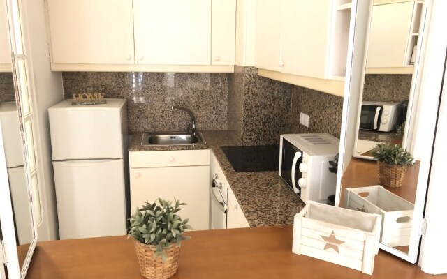 T&H Novelty 113 Family Apartment Salou