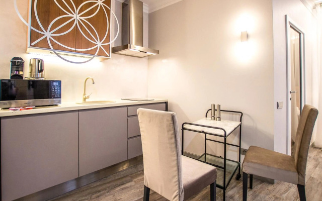 Dysnos Avenue Apartments