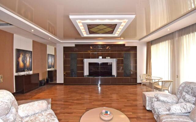 Northern Avenue, 2 bedrooms Luxury & GRAND apartment HH555