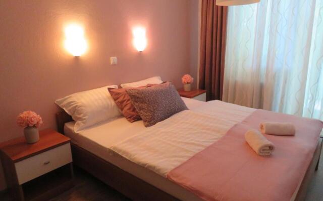 Guesthouse ob Sotočju Budič