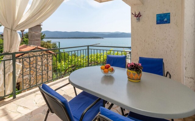 Awesome Apartment in Klek With 3 Bedrooms and Wifi