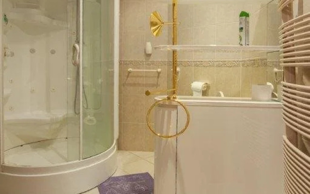 Апельсин на Пресне