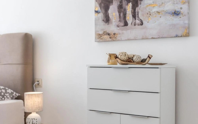 Sunny City Apartment