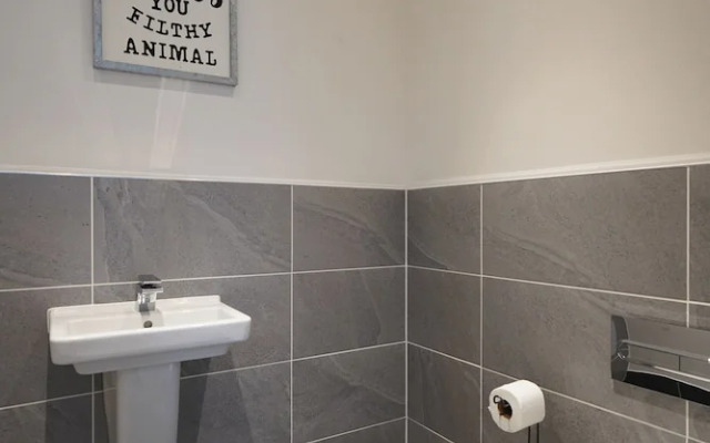 Serenity by the Water 3 bedroom London