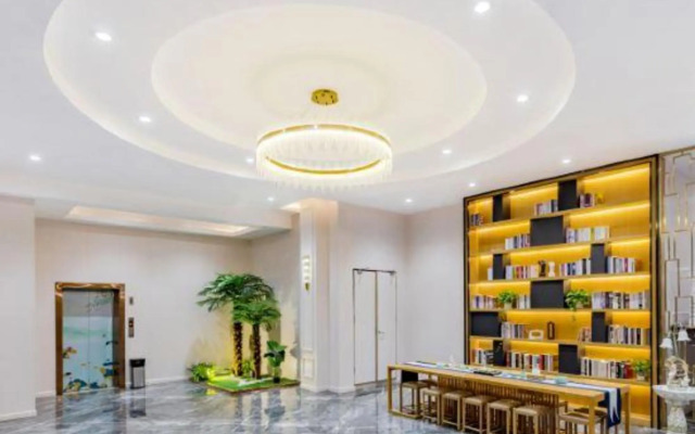 Chizhou Amethyst Hotel