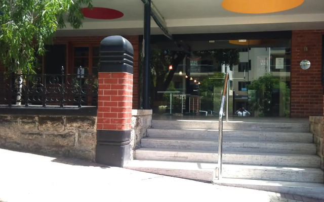 Riverview On Mount Street