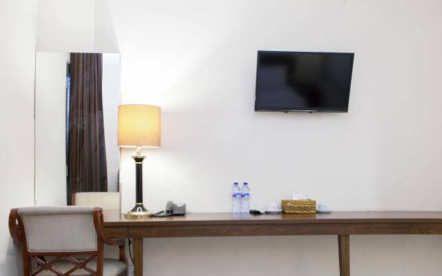 RedDoorz Plus @ Erlich Pasir Kaliki