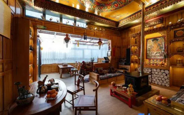 Muse Xiaoyuan Homestay (Songzan Linsi)