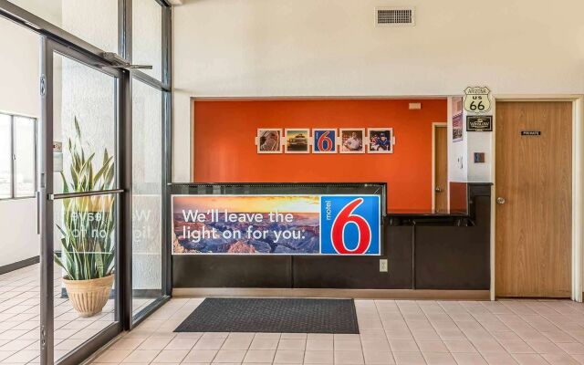 Motel 6 Winslow, AZ