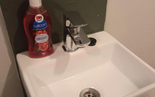 Maboneng City Building Free WiFi and Swimming pool