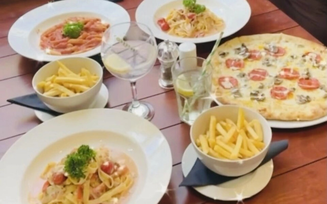 Park Hotel & Apartments