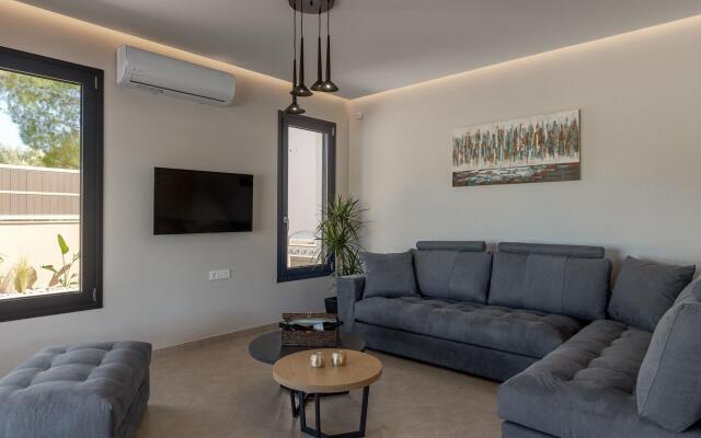 Amelia Residence