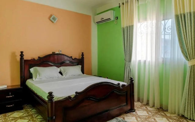 Lovely 1 - Bedroom rental unit with Free parking