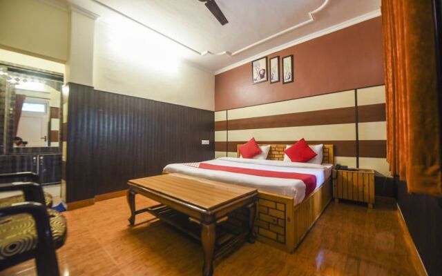 OYO 12411 Woodside Guest House
