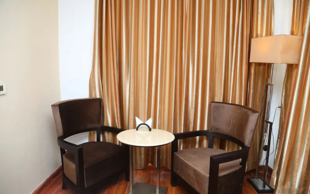 Raaj Bhaavan Clarks Inn Chennai