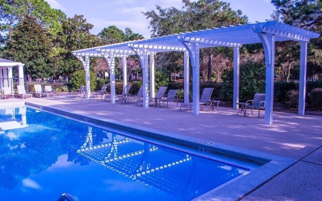 1380 Laurel Grove 3 Bedroom Home by RedAwning