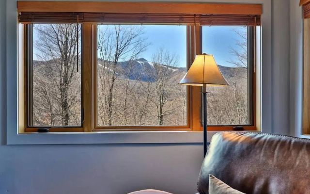 Beautiful 2 Bedroom Condo - Highridge B6