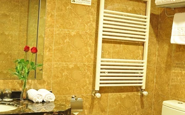 Qingdao Yunfatins Hotel